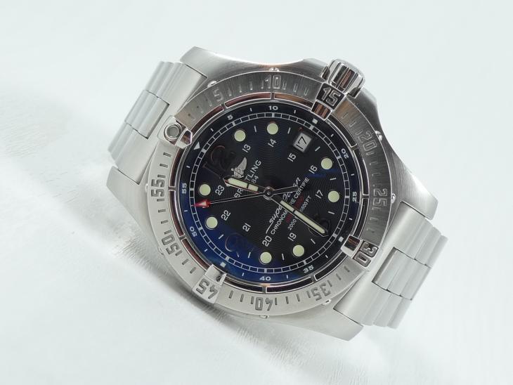 Breitling Steel Fish 44 mm