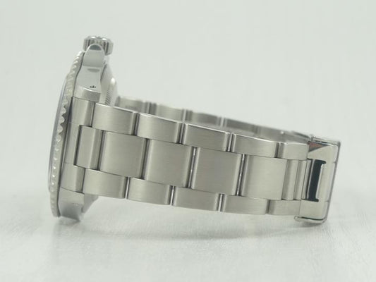 Rolex Submariner 14060M - 2010