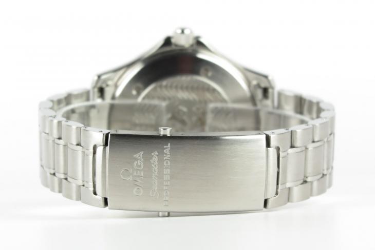 Omega Seamaster Electric Blue
