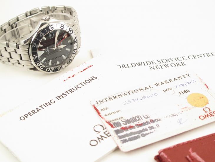 Omega Seamaster GMT 02