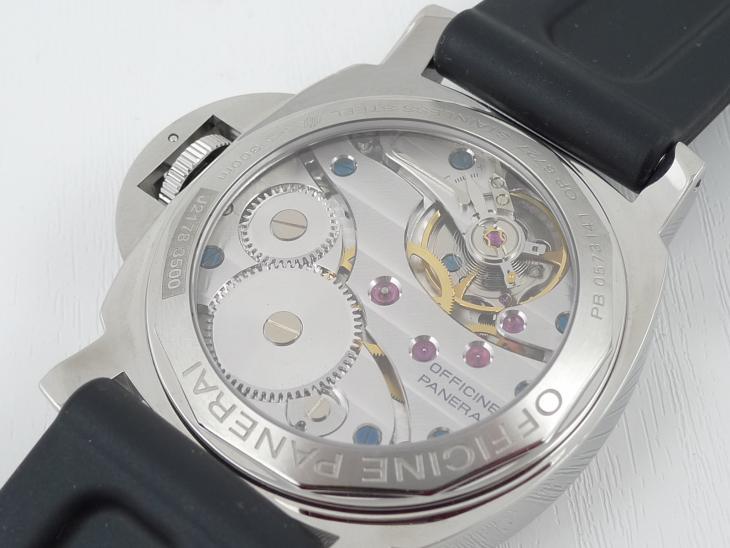 Panerai PAM 111 fra 2008