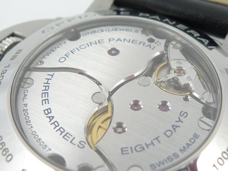 Panerai233 8 days