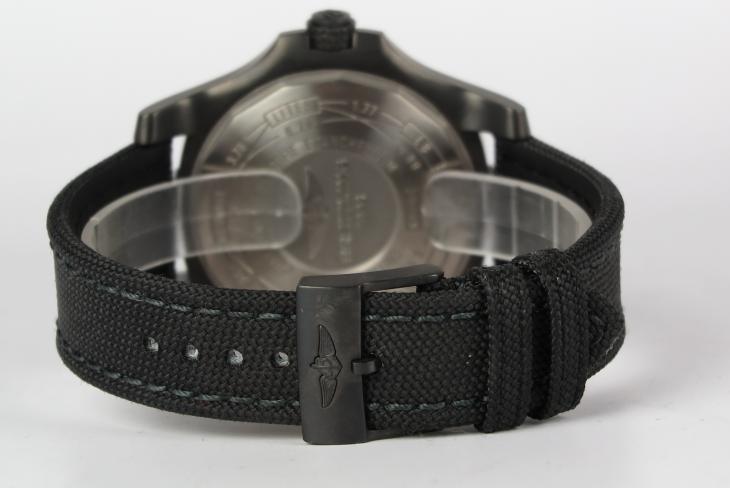 Breitling Avenger Blackbird - 2015