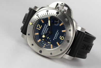 Panerai Luminor Submersible - PAM87