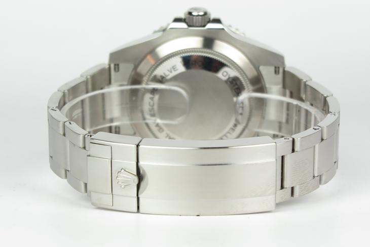 Rolex Sea Dweller 4000 - 116600