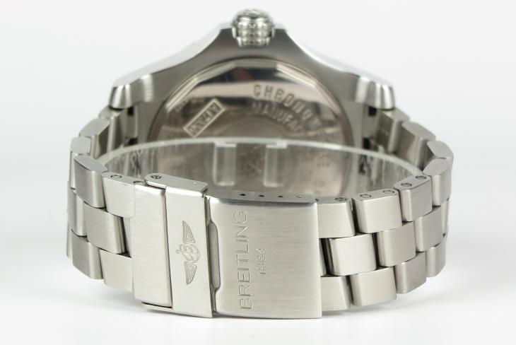 Breitling Avenger Seawolf