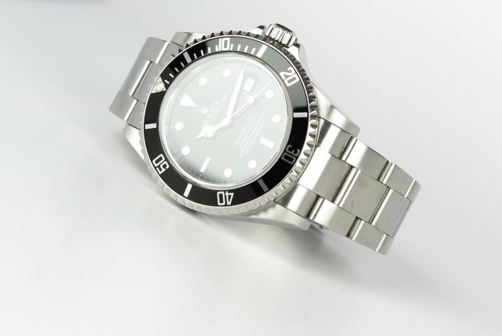 Rolex Sea Dweller - 16600