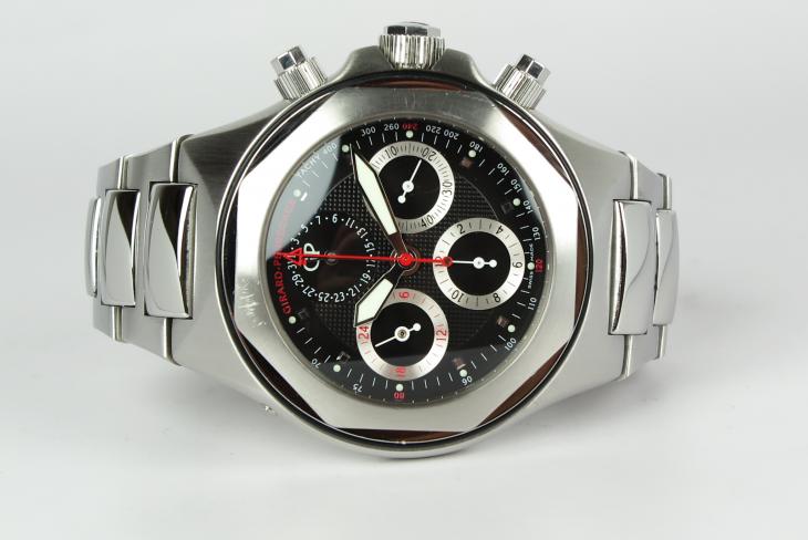 GIRARD PERREGAUX LAUREATO EVO3