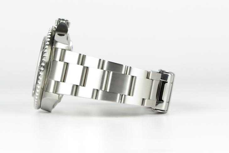 Rolex Sea Dweller - 16600