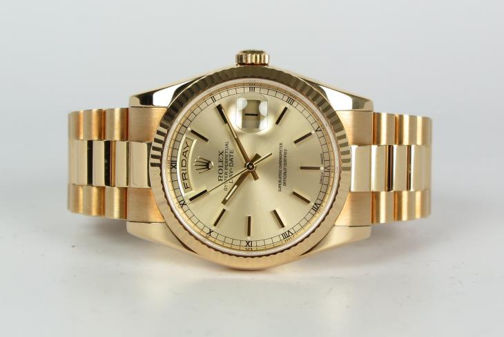 Rolex Day Date - 18K