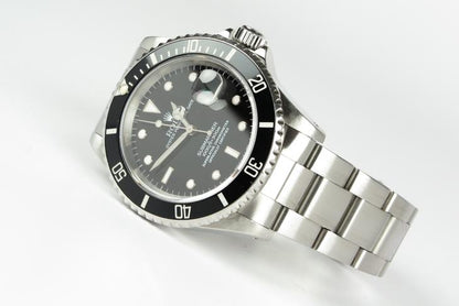 Rolex Submariner - 16610