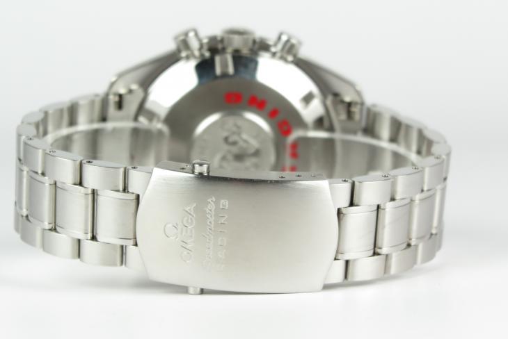 Omega Speedmaster Racing