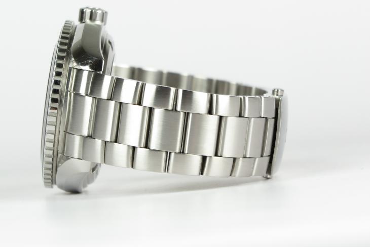 Omega Sea Master Planet Ocean 600m