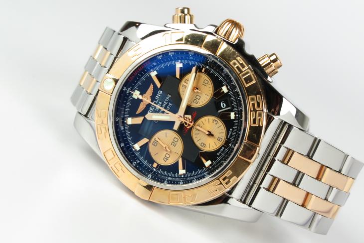 Breitling Chronomat 44mm G/S - DK