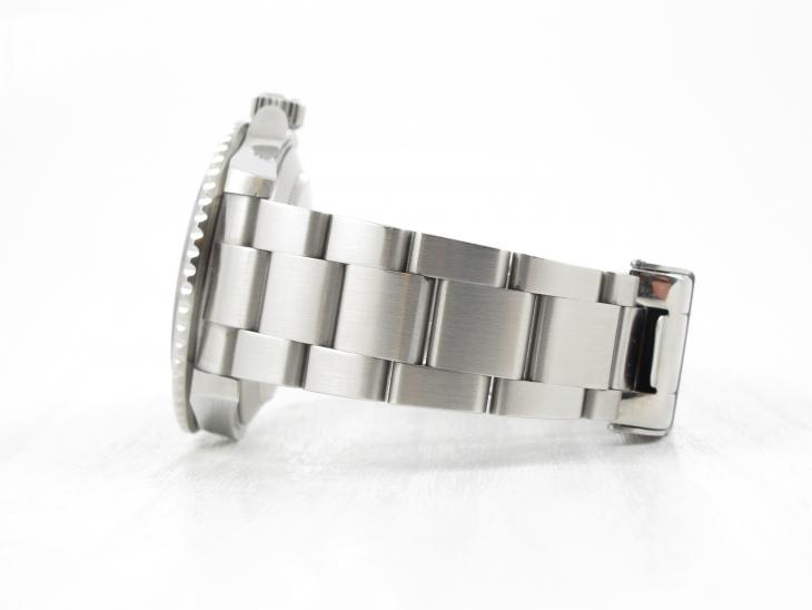 Rolex Submariner 16610 - 2005