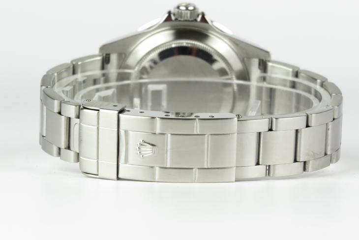 Rolex Submariner - 16610