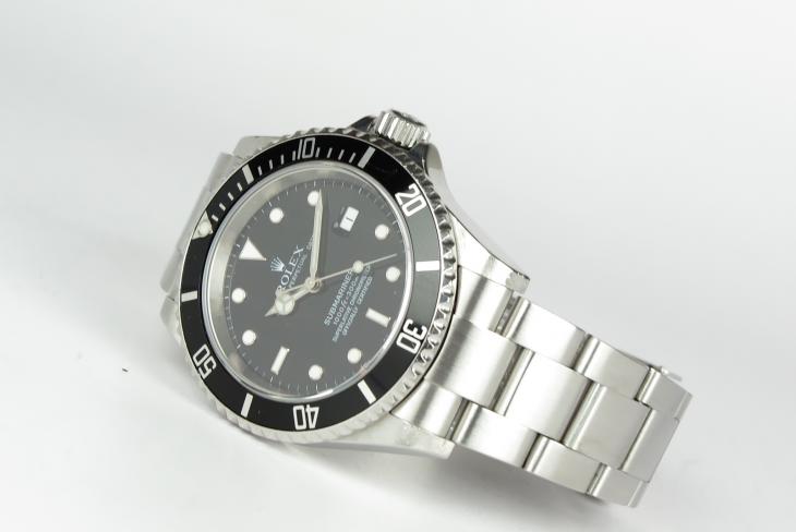 Rolex Submariner - 16610