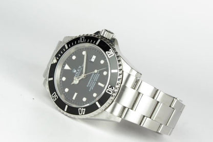 Rolex Submariner - 16610