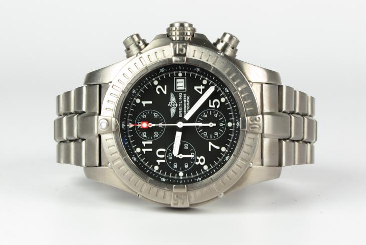 Breitling AVENGER TITANIUM - 2005