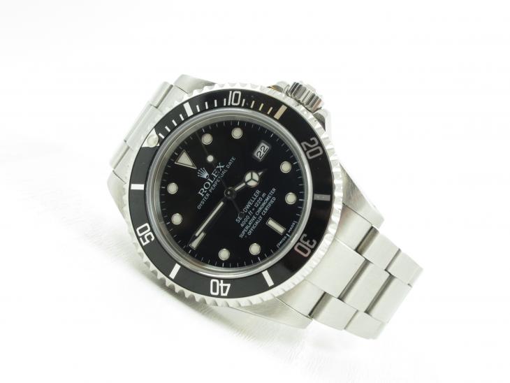 Rolex Sea Dweller 16600 - 2002