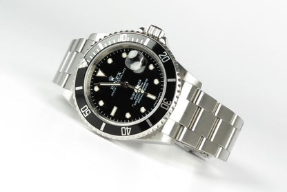 Rolex Submariner - 16610