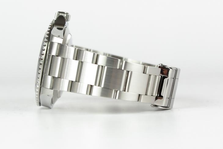 Rolex Submariner - 14060M