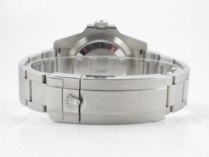 Rolex Submariner 116610L V