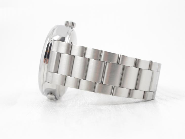 Omega Seamaster NZL-32