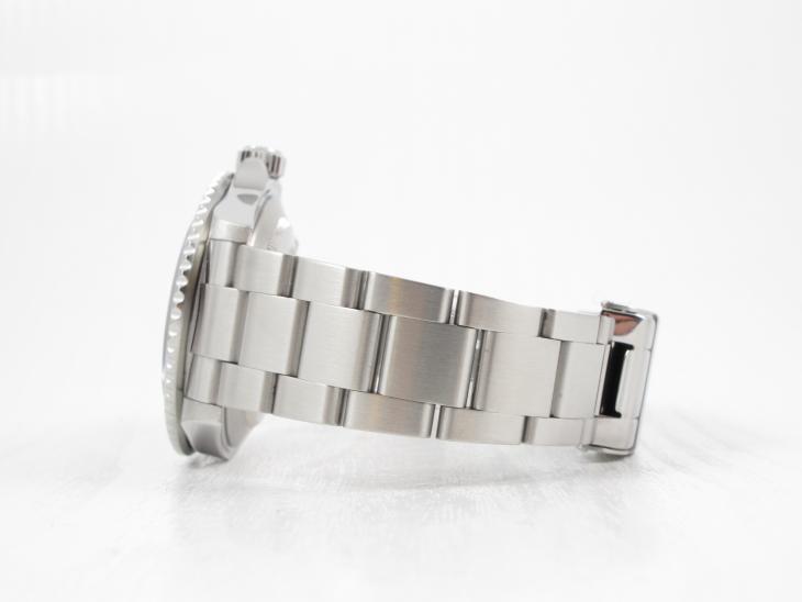 Rolex Submariner 16610LV - 2006