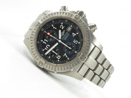 Breitling Avanger Titanium E13360
