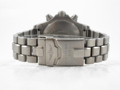 Breitling Avanger Titanium E13360