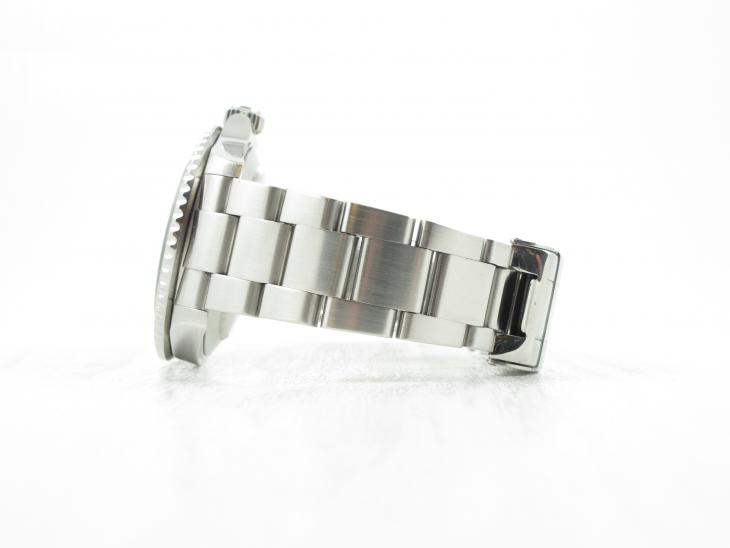 Rolex Submariner 16610L V