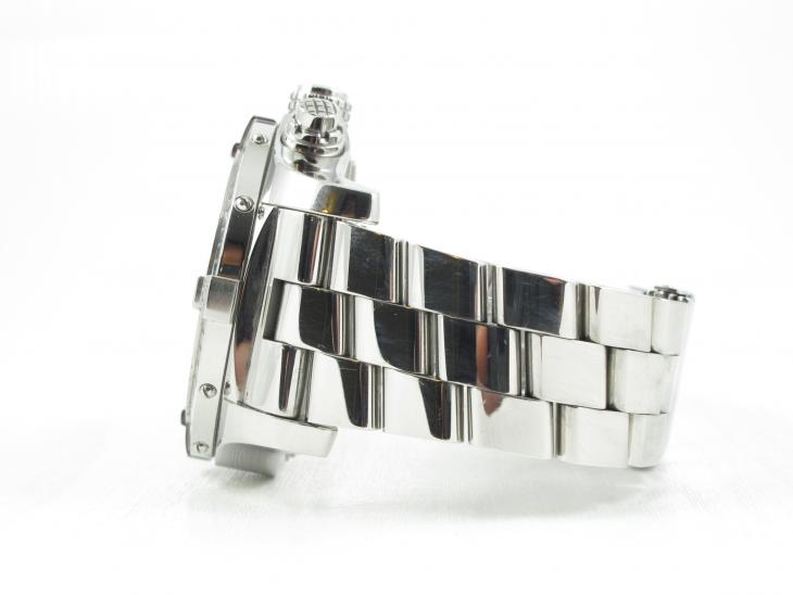 Breitling Super Avenger 2012