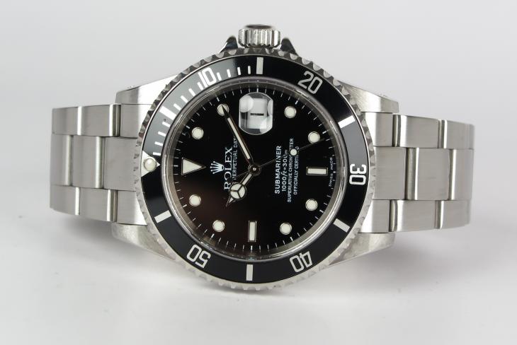 Rolex Submariner - 16610