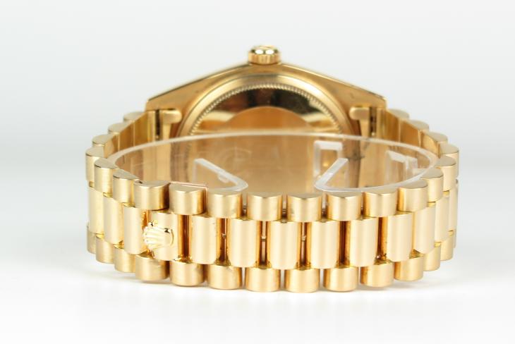 Rolex Day-Date 18K - 18038