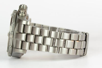 Breitling AVENGER TITANIUM - 2006