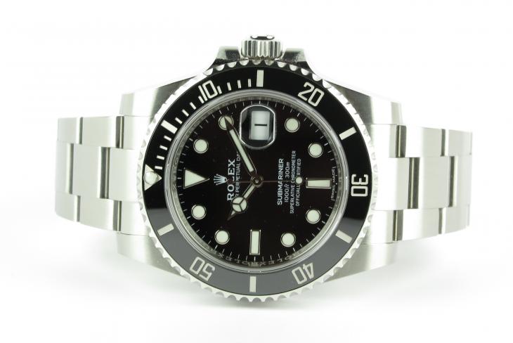 Rolex Submariner LNIB