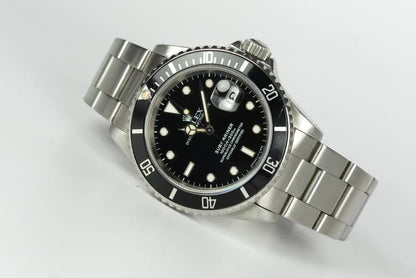 Rolex Submariner - 16610