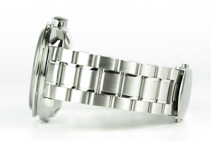 Omega Speedmaster - Broad Arrow