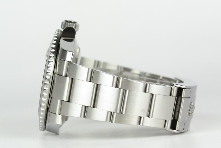 Rolex Submariner - 116610LN