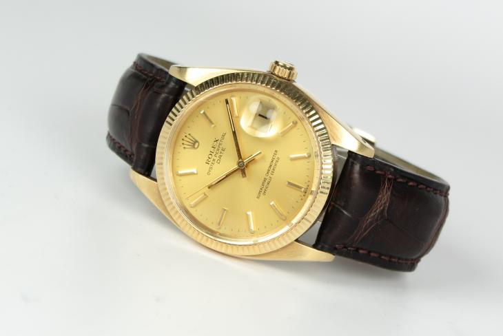Rolex Oyster Perpetual Date - 14K