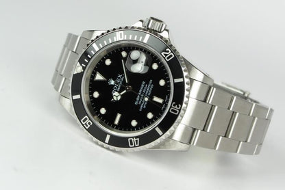 Rolex Submariner - 16610