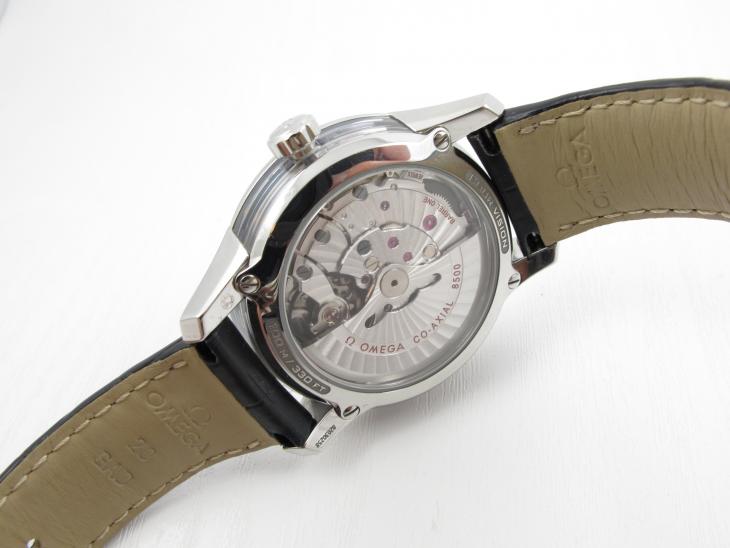 Omega De Ville Hour Vision