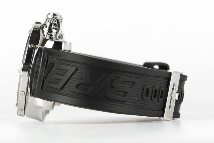 Breitling Avenger Skyland