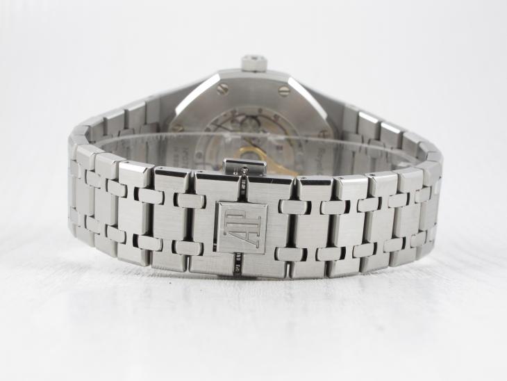 Audemars Piguet Royal Oak - 2012