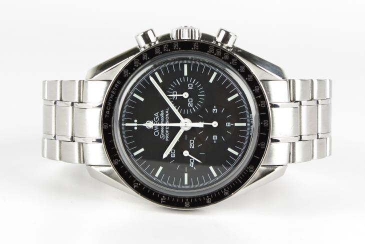 Omega Speedmaster Pro