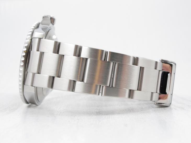 Rolex Submariner - 16610