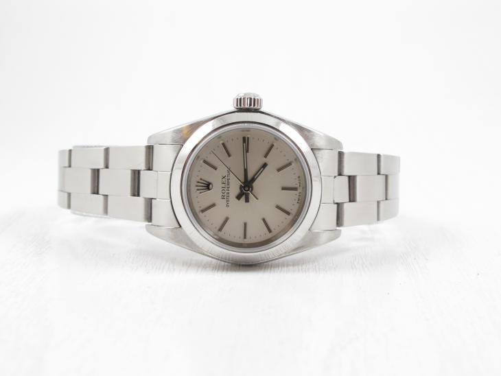 Rolex Oyster Perpetual - 26mm