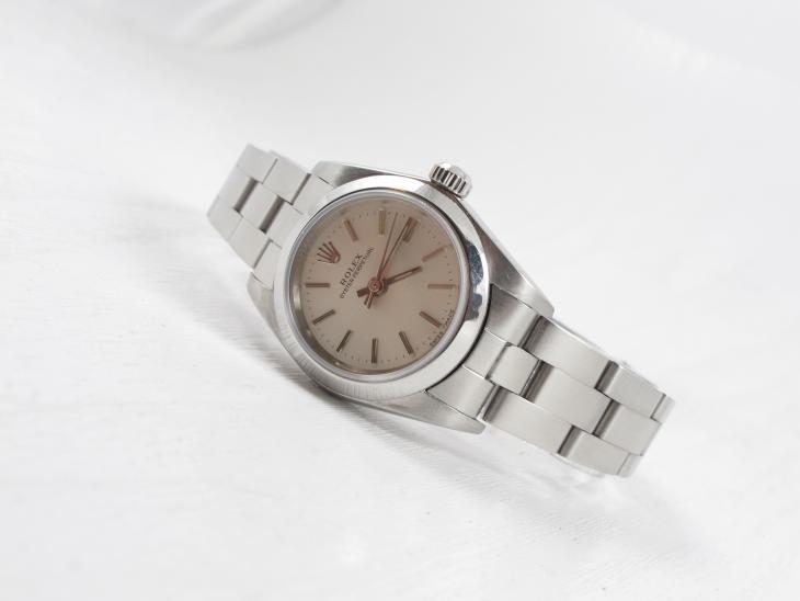 Rolex Oyster Perpetual - 26mm