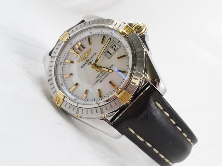 Breitling Windrider Cockpit - MOP-dial